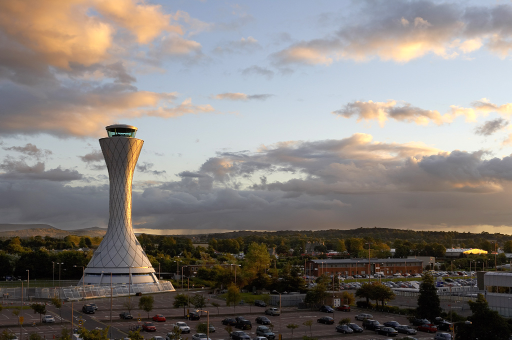 Edinburgh Airport Tower.jpg
