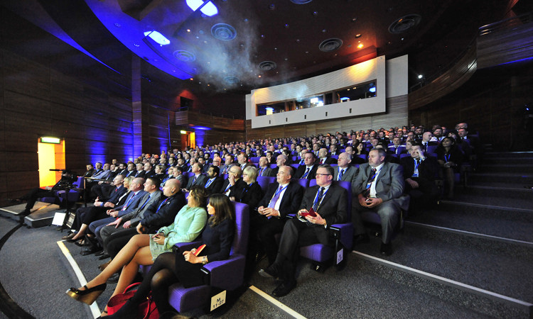 Fintry - Lookers - Feb 2017 - NO BRANDING.jpg