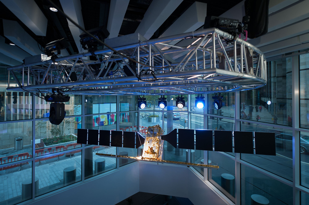 exhibit-suspended-from-rigging-at-esa-2013.jpg