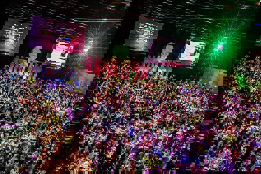 Srgea16 009 Jpg 1300X0 Q85 Subsampling 2 Upscale