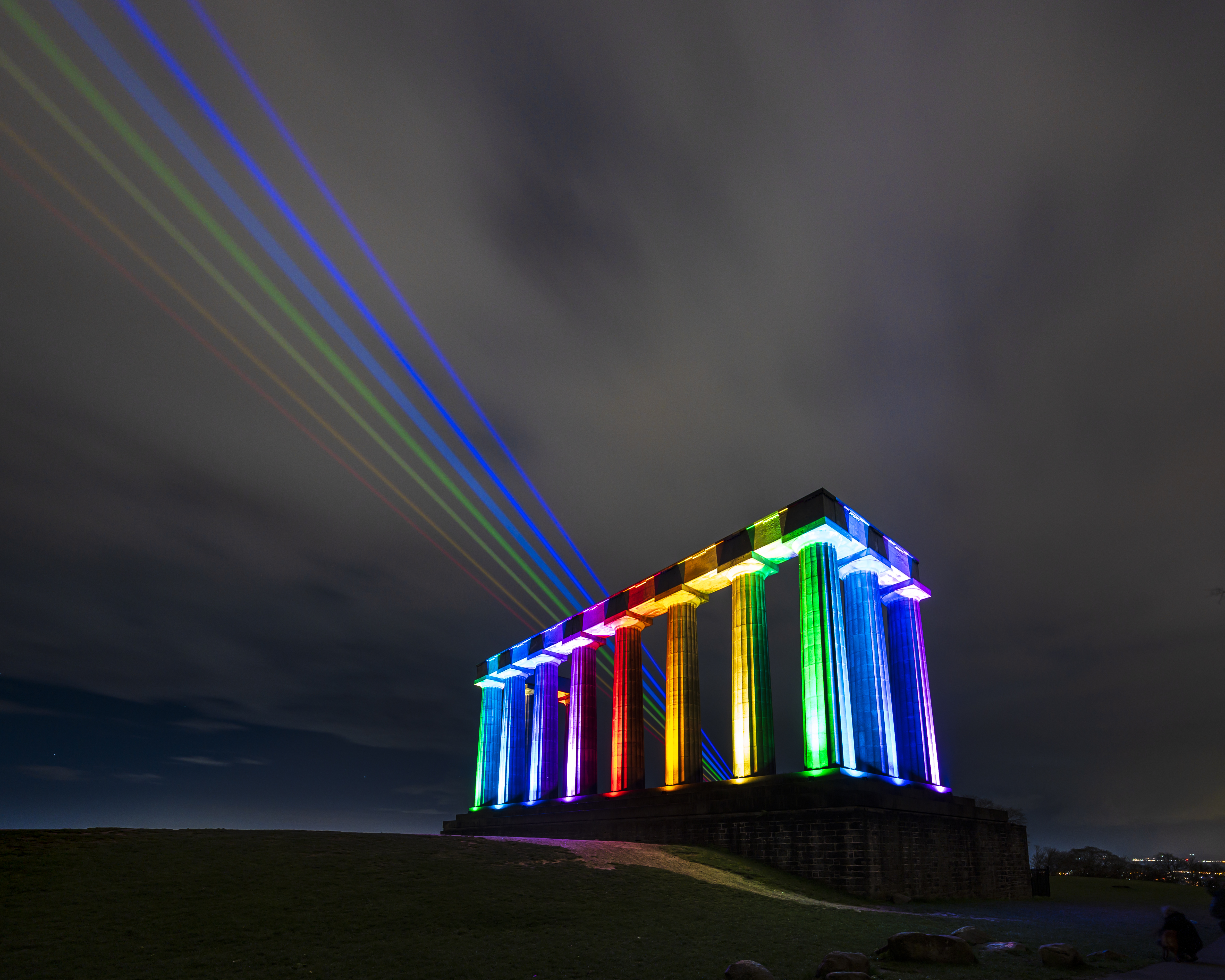 Global Rainbow Nat Mon Looking N